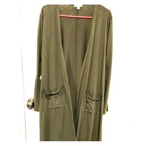 LuLaRoe Sarah in an XL